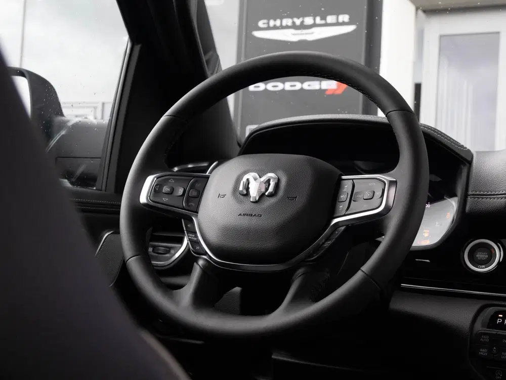 Dodge RAM 3.0 Crew Cab Laramie uit 2024, foto 9