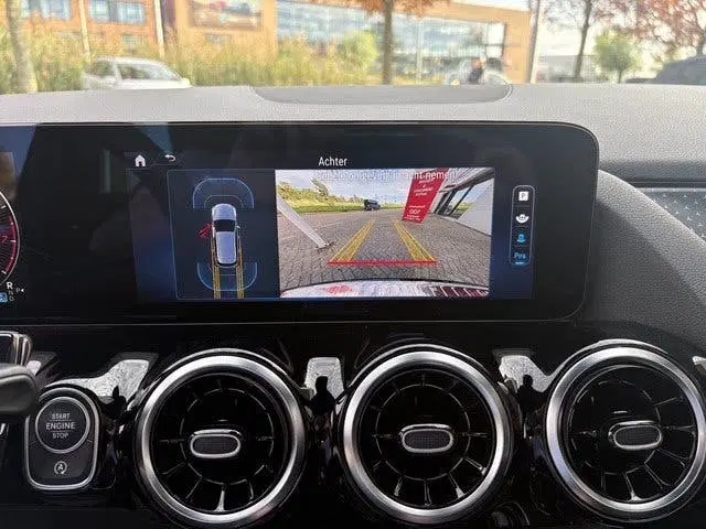 Mercedes-Benz B-Klasse 200 Luxury Line uit 2024, foto 13