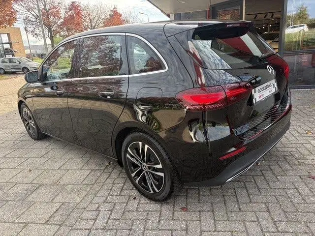 Mercedes-Benz B-Klasse 200 Luxury Line uit 2024, foto 2