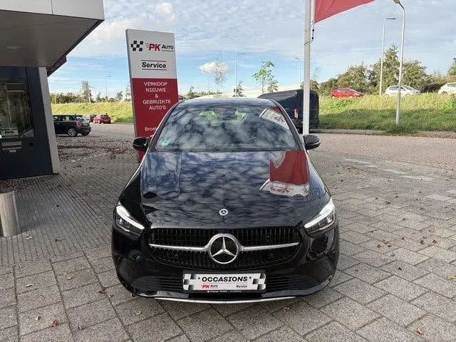 Mercedes-Benz B-Klasse 200 Luxury Line uit 2024, foto 6