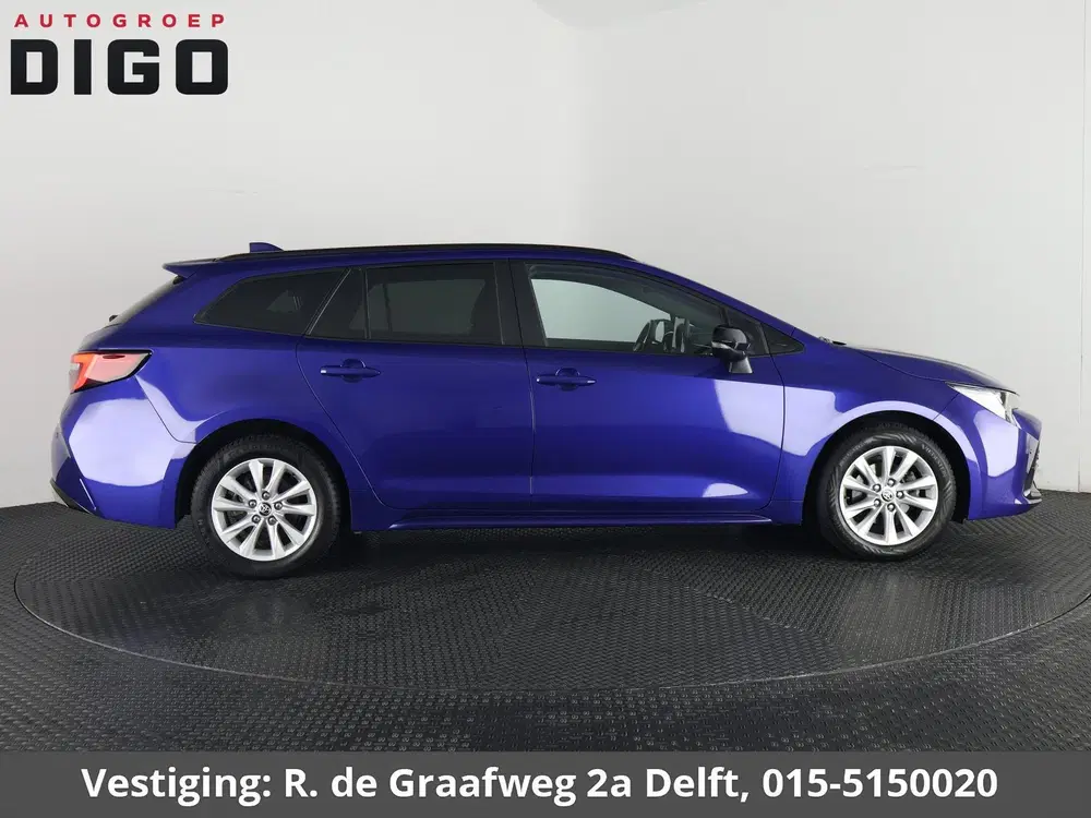 Toyota Corolla 1.8 Hybrid Business Luxury uit 2024, foto 5