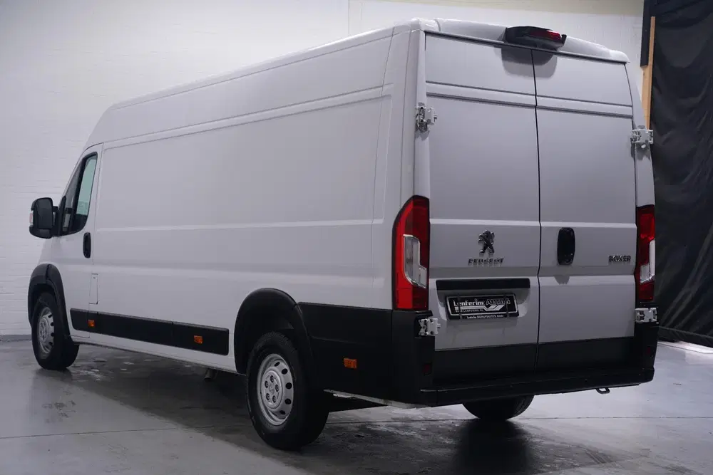 Peugeot Boxer 2.2 BlueHDi 165 pk L4H2 Navi uit 2021, foto 3