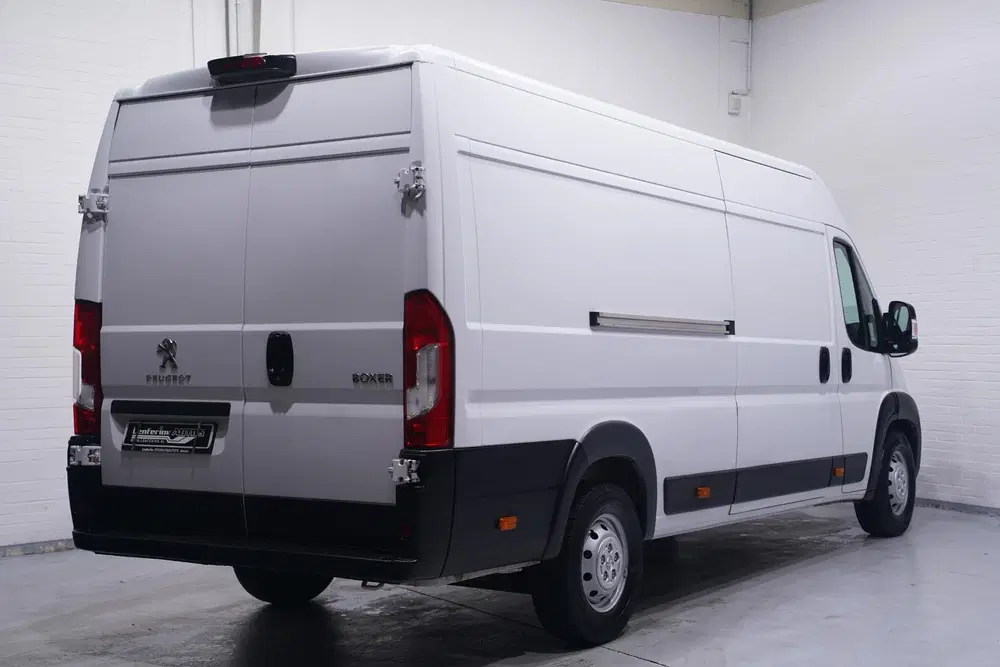 Peugeot Boxer 2.2 BlueHDi 165 pk L4H2 Navi uit 2021, foto 4