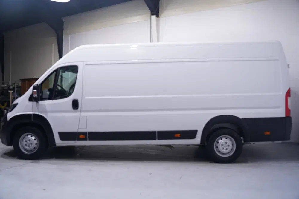 Peugeot Boxer 2.2 BlueHDi 165 pk L4H2 Navi uit 2021, foto 7