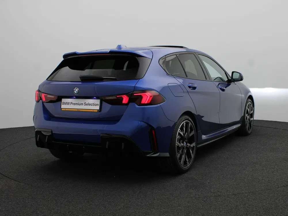 BMW 1-serie 120 M Sportpakket Pro uit 2026, foto 2