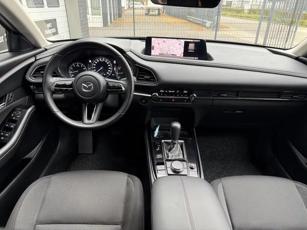 Mazda CX-30 2.0 e-SkyActiv-G M Hybrid Homura TREKHAAK uit 2024, foto 2