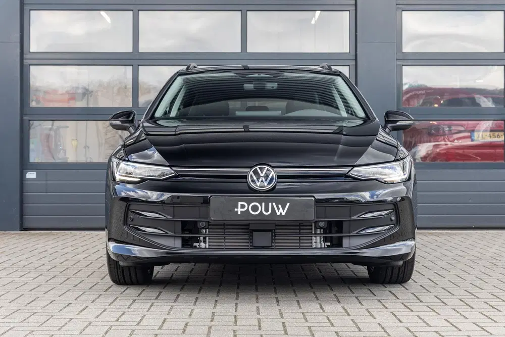 Volkswagen Golf 1.5 eTSI 115pk Life Edition uit 2026, foto 9