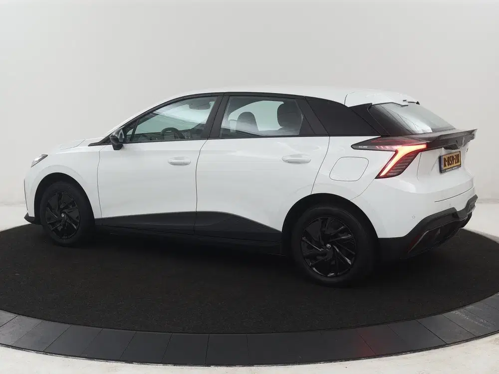 MG MG4 Standard 51 kWh uit 2022, foto 2