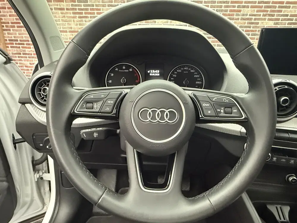 Audi Q2 35 TFSI S Edition S Line Panoramadak Stoel uit 2023, foto 15