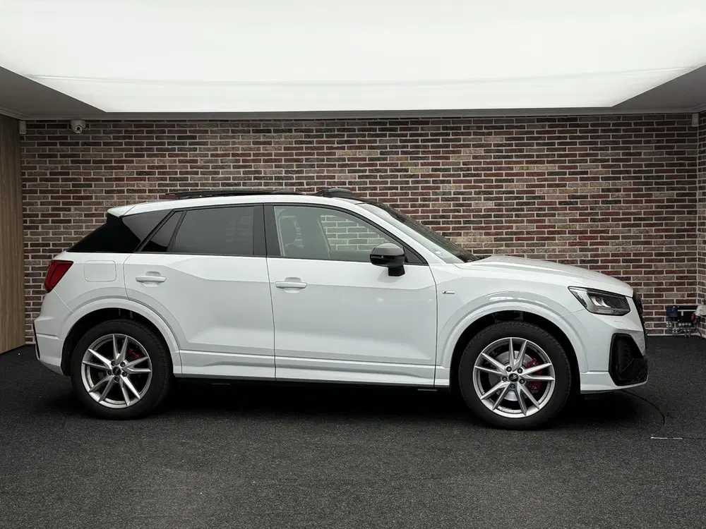 Audi Q2 35 TFSI S Edition S Line Panoramadak Stoel uit 2023, foto 4