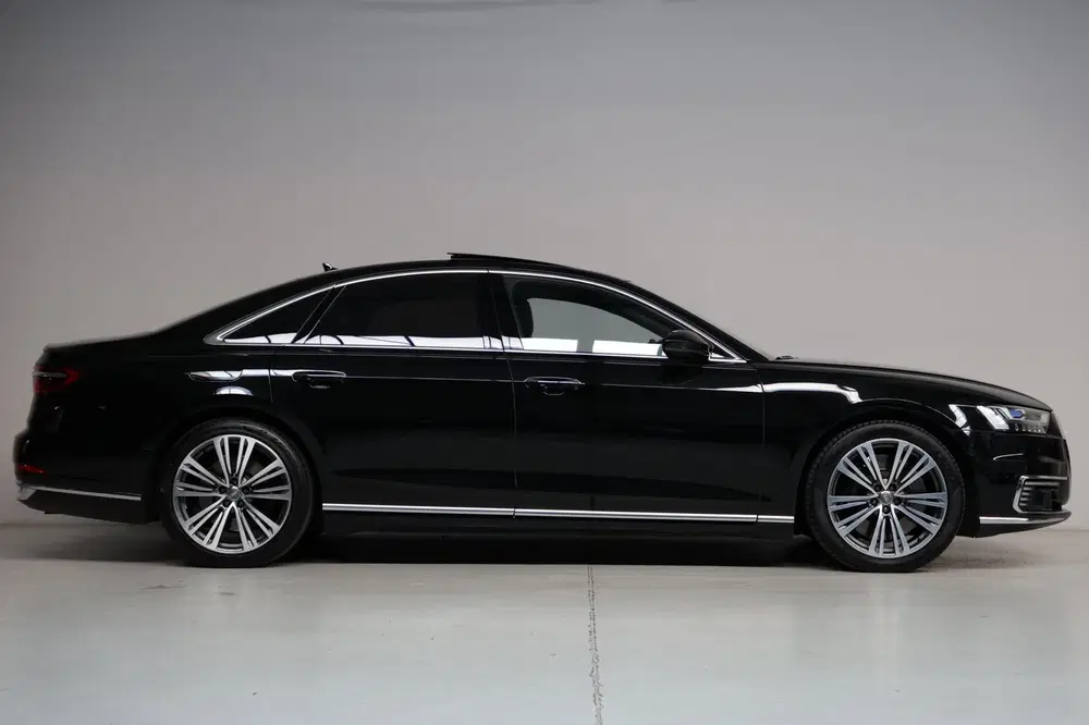 Audi A8 60 TFSI e Quattro uit 2020, foto 10