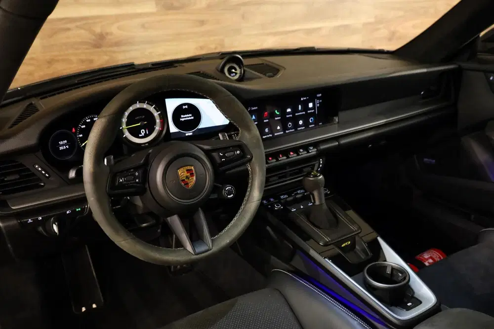 Porsche 911 992 4.0 GT3 uit 2021, foto 3