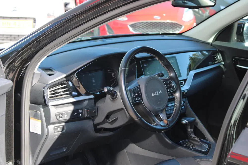 Kia Niro 1.6 GDi Hybrid DynamicLine uit 2021, foto 4