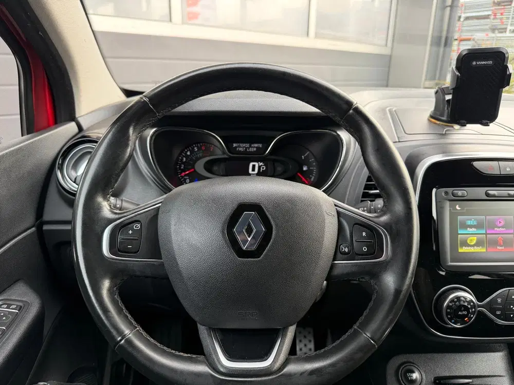 Renault Captur 1.3 TCe 155 Intens uit 2020, foto 13