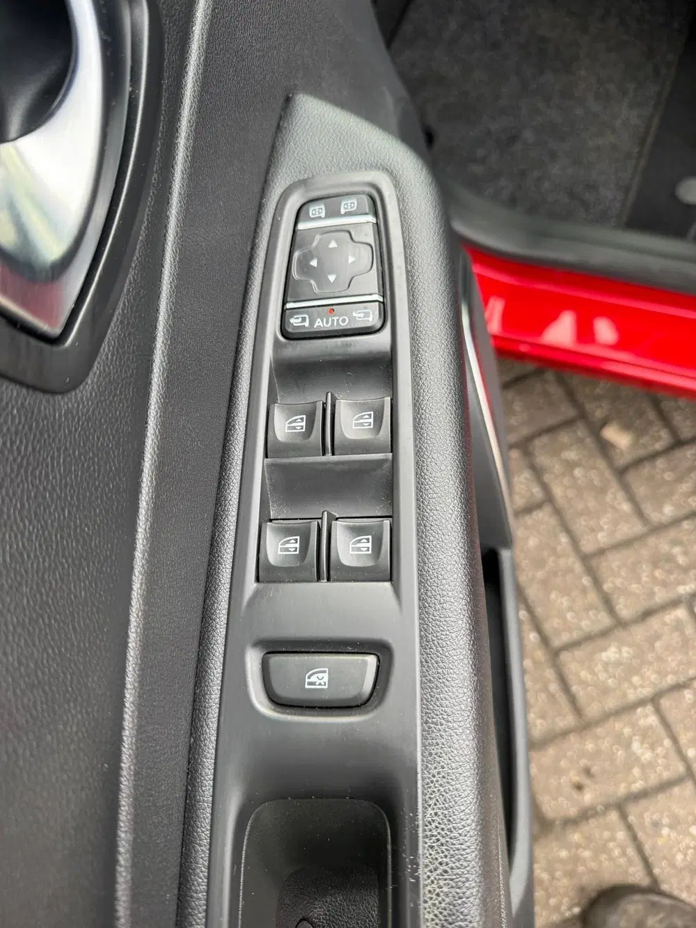 Renault Captur 1.3 TCe 155 Intens uit 2020, foto 14