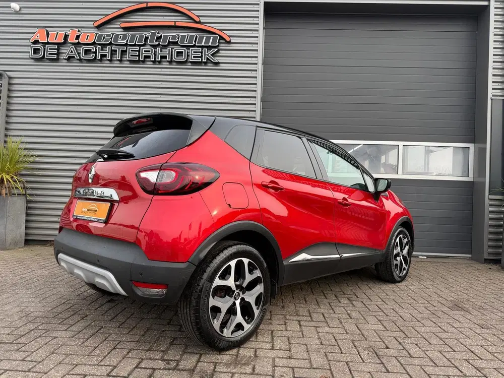 Renault Captur 1.3 TCe 155 Intens uit 2020, foto 2