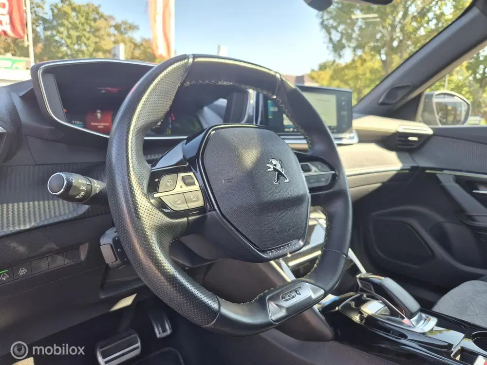 Peugeot 2008 EV GT 50 kWh uit 2021, foto 11