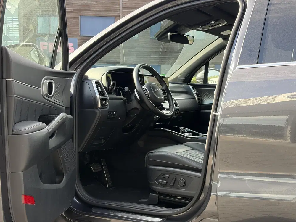 Kia Sorento 1.6 T-GDI Plug-in Hybrid 4WD ExecutiveLine uit 2022, foto 5