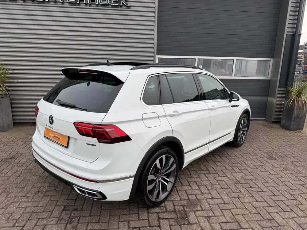 Volkswagen Tiguan 2.0 TSI 4Motion R-Line PANO*VIRTUAL*LEER uit 2022, foto 2
