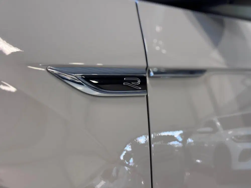 Volkswagen T-Roc 1.5 TSI R-Line DSG uit 2024, foto 11