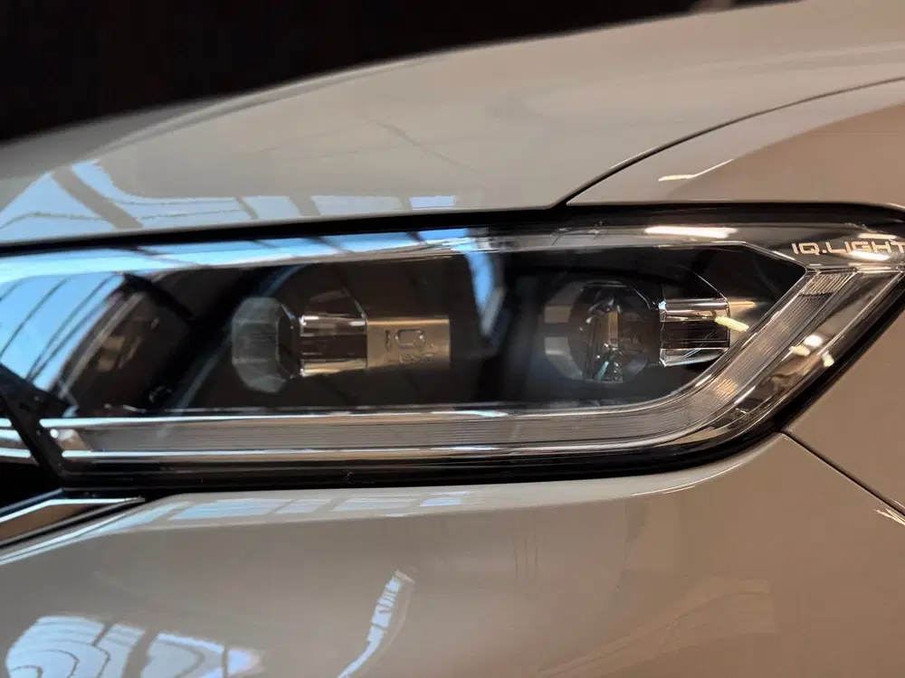 Volkswagen T-Roc 1.5 TSI R-Line DSG uit 2024, foto 12