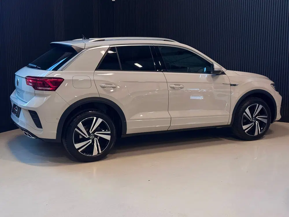 Volkswagen T-Roc 1.5 TSI R-Line DSG uit 2024, foto 8