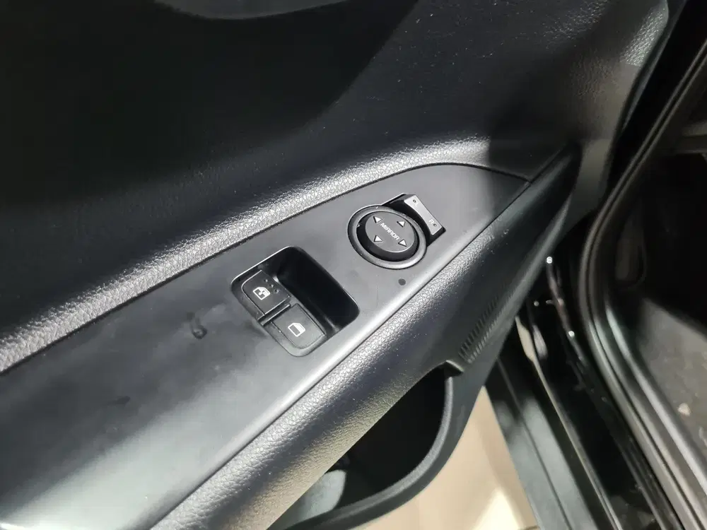 Kia Stonic 1.0 T-GDi DynamicLine uit 2019, foto 14