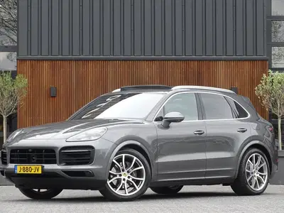 Porsche Cayenne 3.0 E-Hybrid 462PK uit 2020