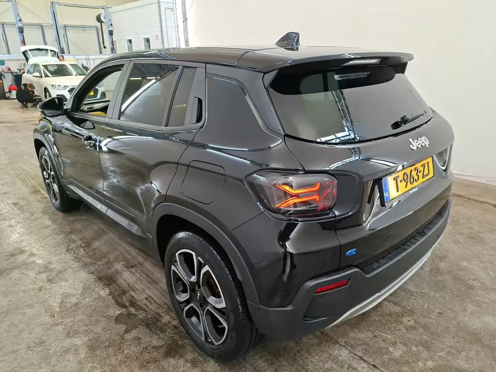 Jeep Avenger 54 kWh 155pk 1st Edition uit 2023, foto 2