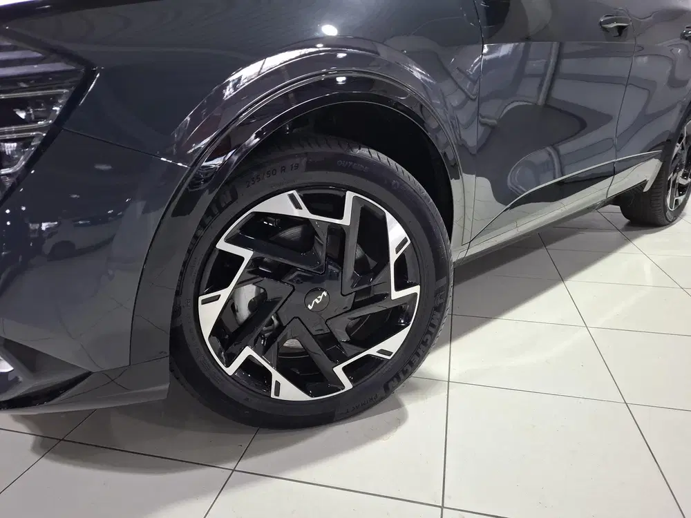 Kia Sportage 1.6 T-GDi Plug-in Hybrid AWD GT-Line Schui uit 2025, foto 2
