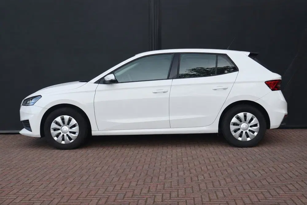 Skoda Fabia 1.0TSI Active uit 2022, foto 5