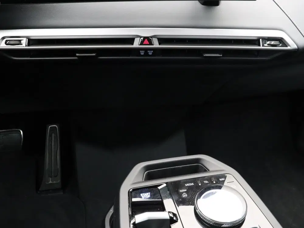 BMW iX xDrive60 (bj 2026 uit 2026, foto 13
