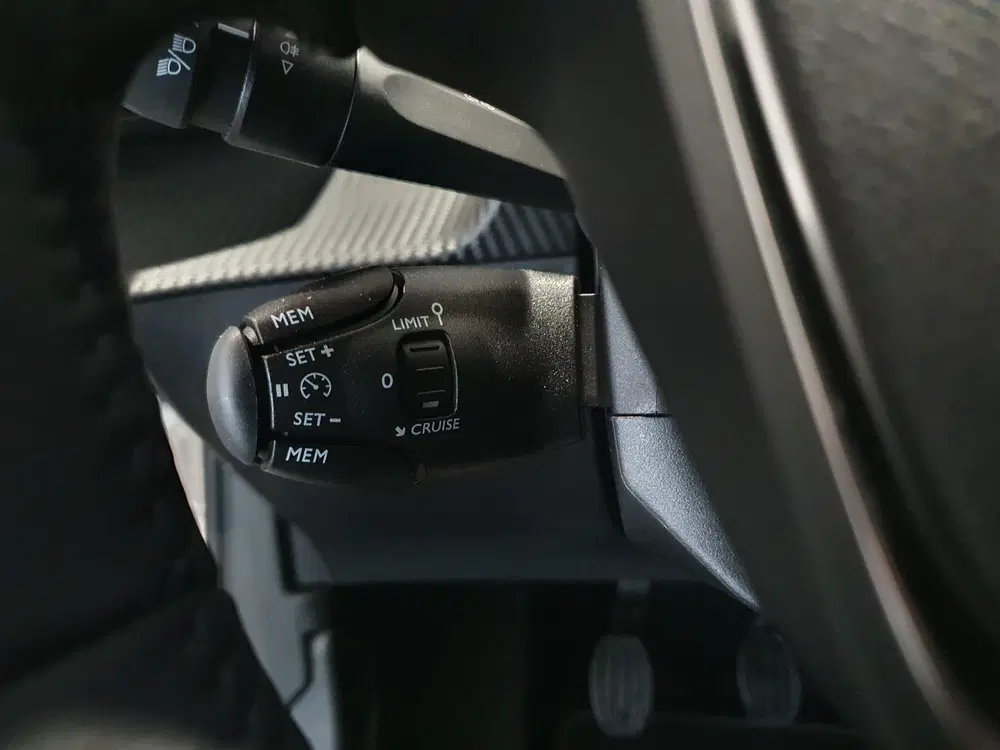 Peugeot 2008 100PK Active Climate Control uit 2024, foto 13