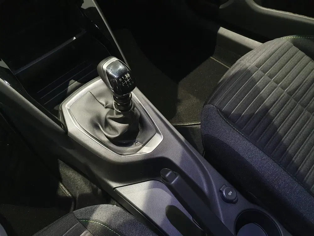 Peugeot 2008 100PK Active Climate Control uit 2024, foto 15