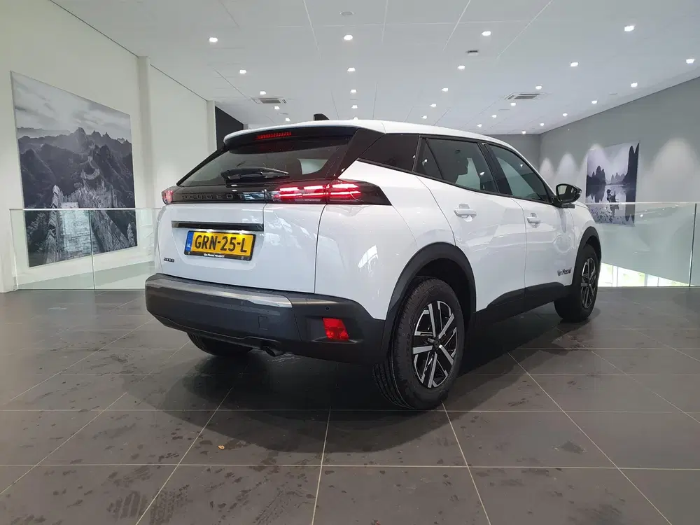Peugeot 2008 100PK Active Climate Control uit 2024, foto 5