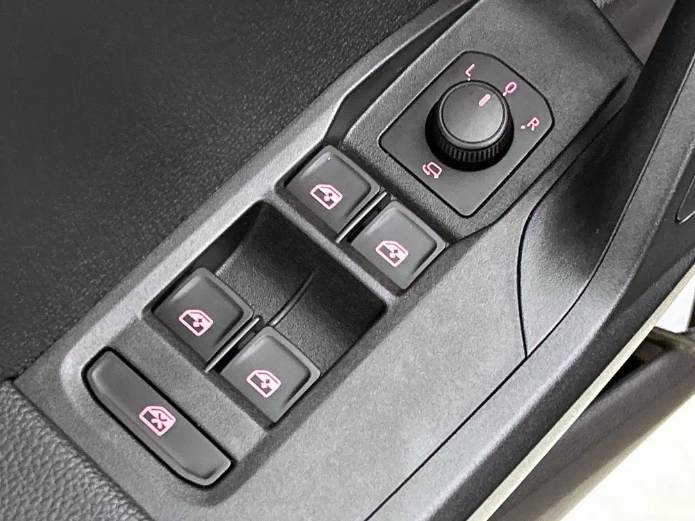 SEAT Arona 1.0 110PK DSG TSI Style uit 2021, foto 11