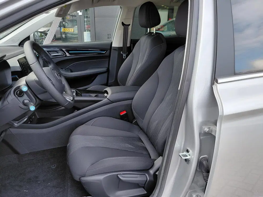 MG MG5 5 Long Range Comfort 61 kWh UNIEKE KM STAN uit 2023, foto 10