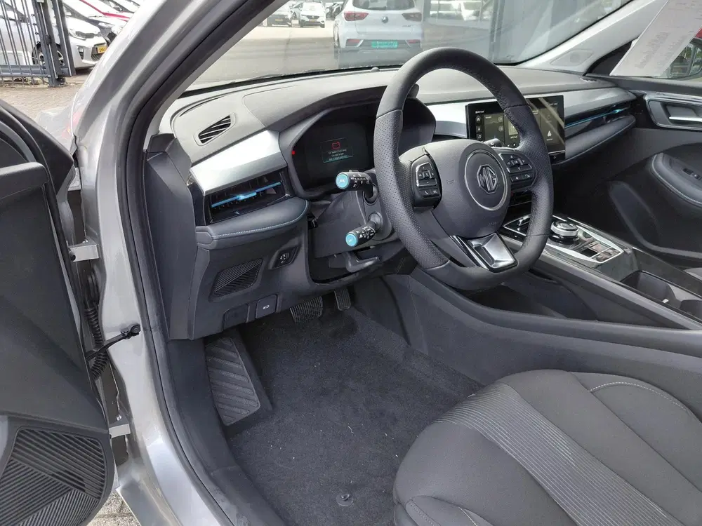 MG MG5 5 Long Range Comfort 61 kWh UNIEKE KM STAN uit 2023, foto 11