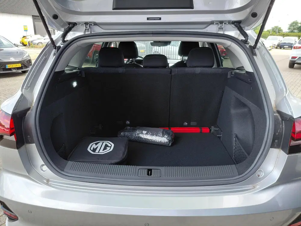 MG MG5 5 Long Range Comfort 61 kWh UNIEKE KM STAN uit 2023, foto 4