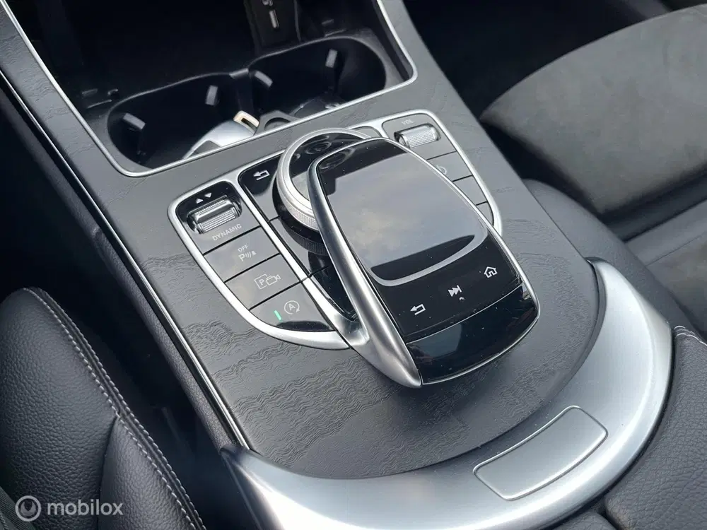Mercedes-Benz C-Klasse Mercedes C-klasse 200 AMG Plus Upgrade Edi uit 2019, foto 13