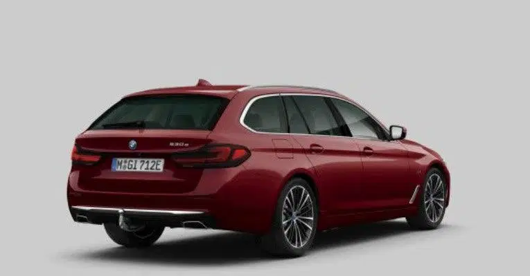 BMW 5-serie 530e Luxury Line uit 2022, foto 2