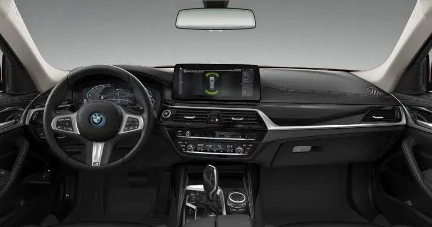 BMW 5-serie 530e Luxury Line uit 2022, foto 3