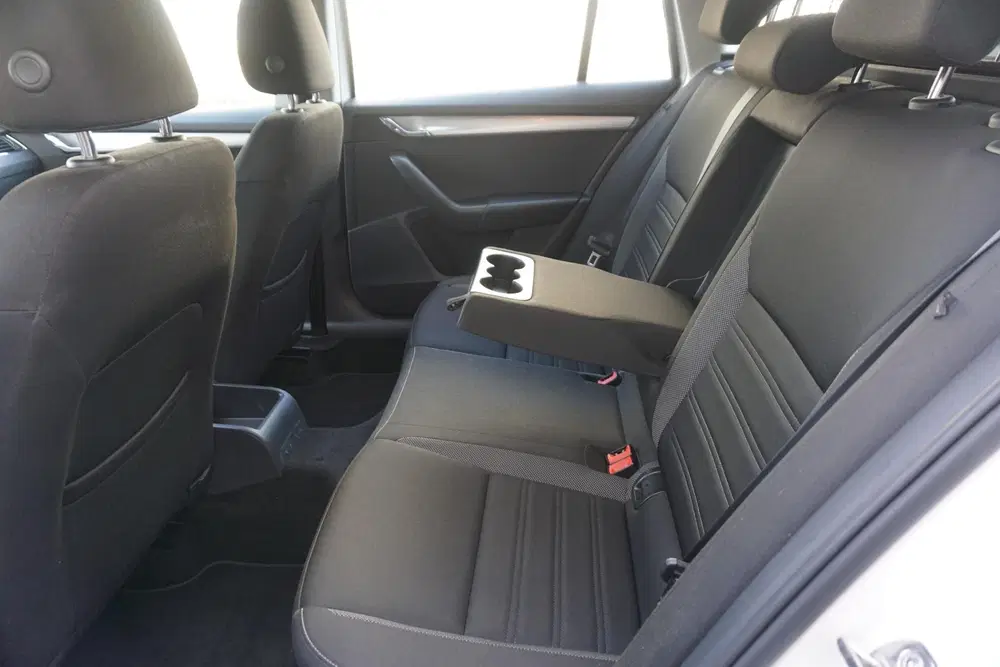 Skoda Octavia 1.0 TSI Automaat Ambition Business uit 2019, foto 10