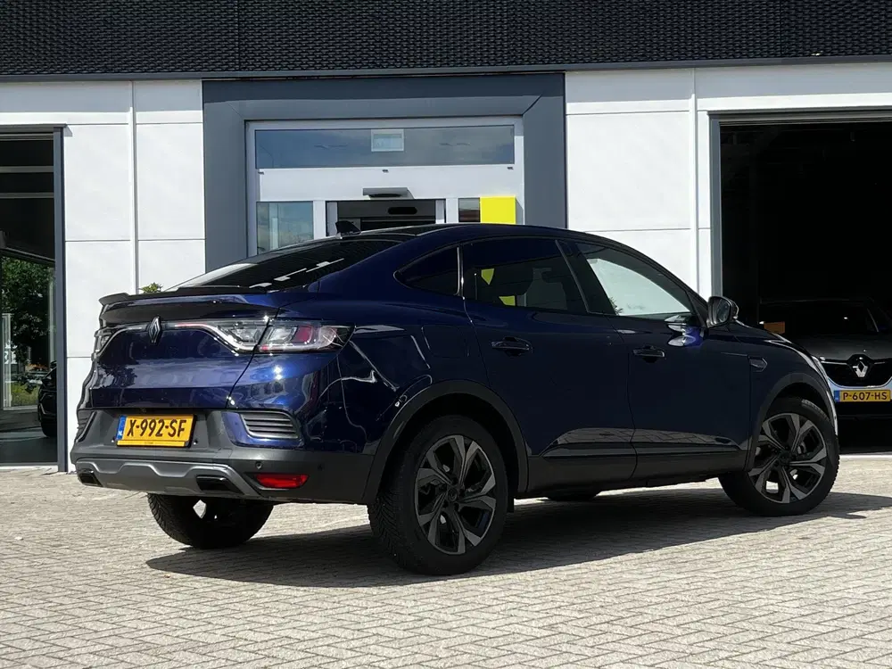Renault Arkana 1.6 E-Tech full hybrid 145 esprit Alpine uit 2024, foto 2