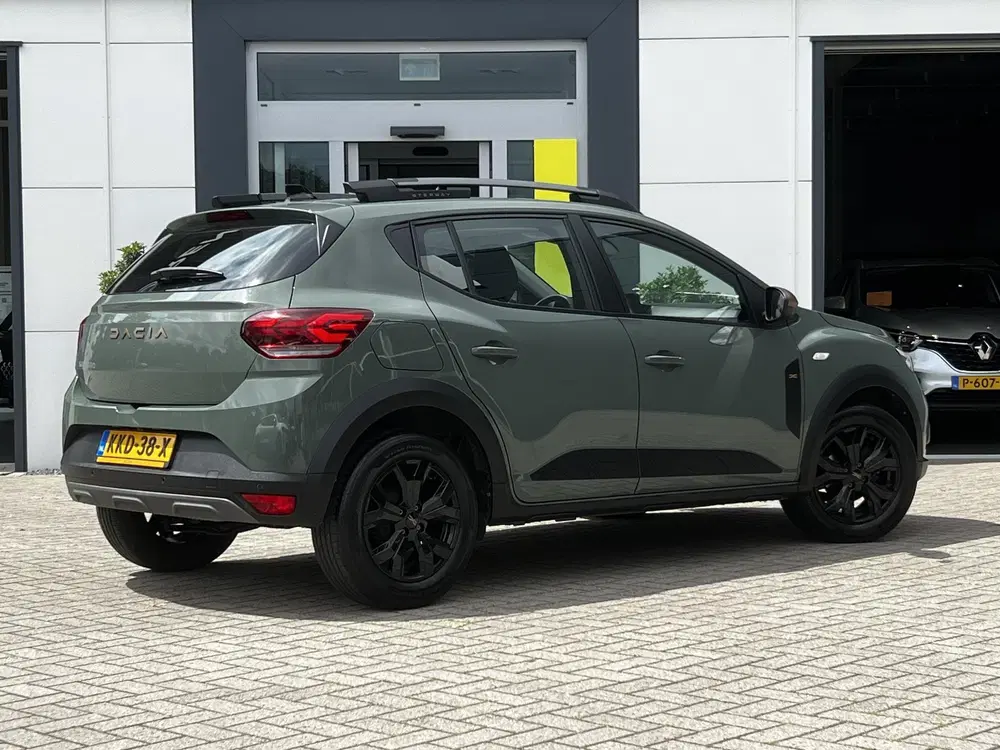 Dacia Sandero 1.0 TCe 90 Extreme uit 2023, foto 2