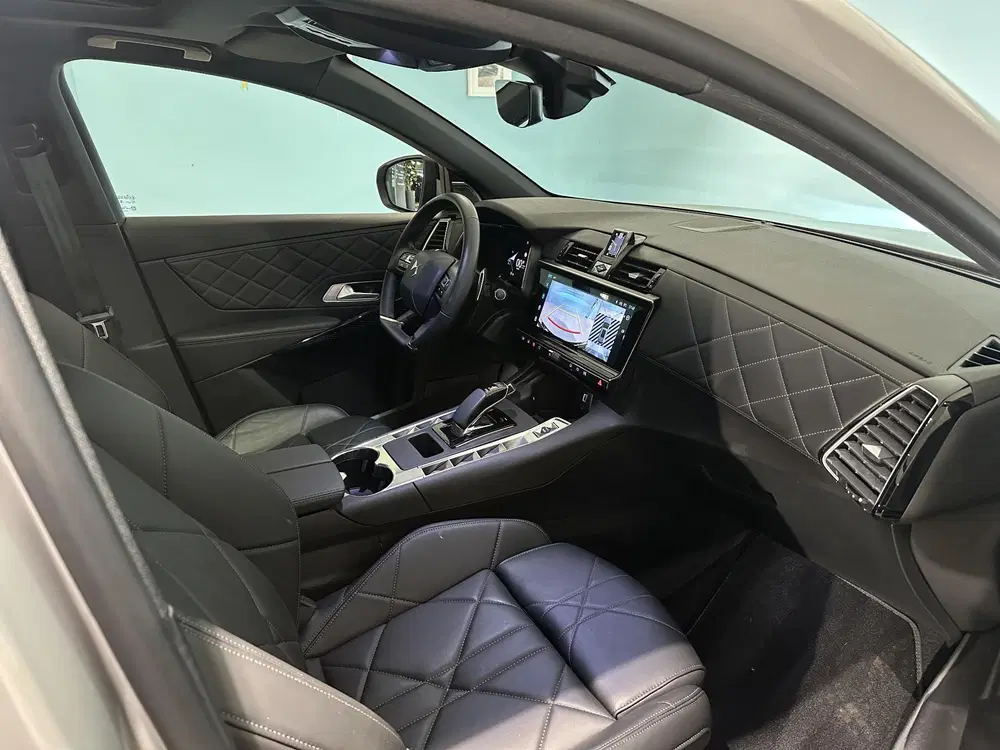 DS Automobiles DS 7 DS 7 1.6 PHEV 300 4x4 Pallas uit 2025, foto 10
