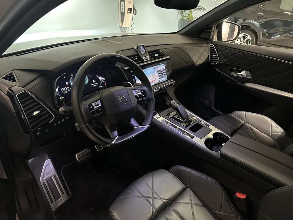 DS Automobiles DS 7 DS 7 1.6 PHEV 300 4x4 Pallas uit 2025, foto 11