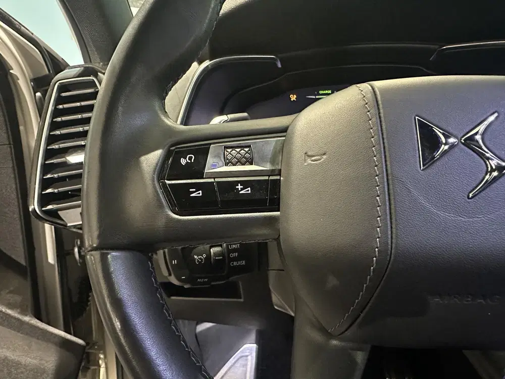 DS Automobiles DS 7 DS 7 1.6 PHEV 300 4x4 Pallas uit 2025, foto 15