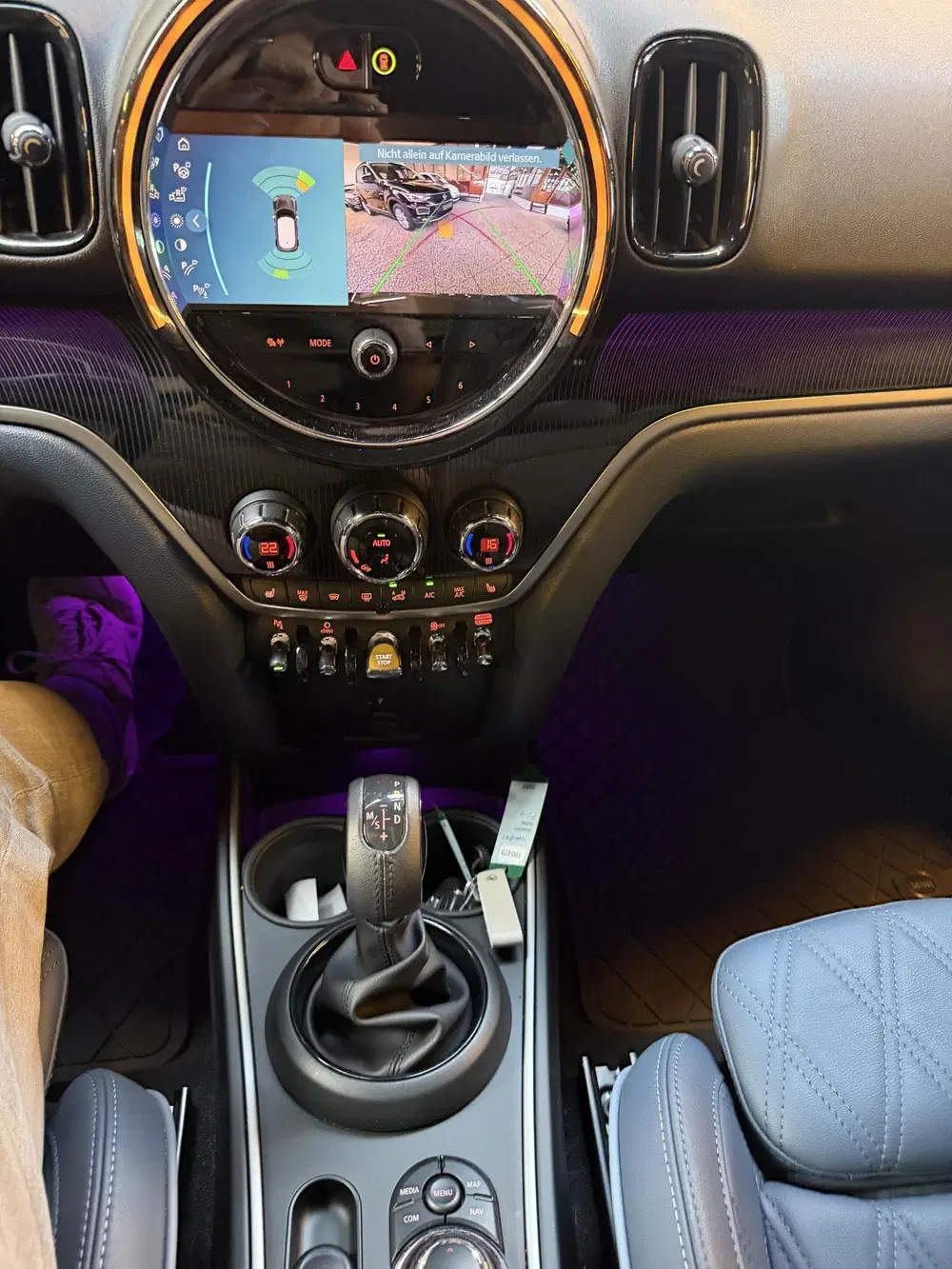Mini Countryman 1.5 Cooper S E ALL4 Essential uit 2023, foto 15