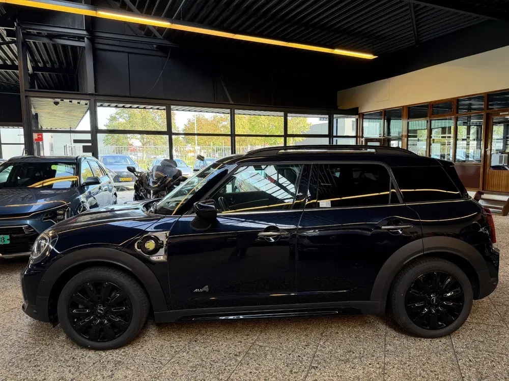 Mini Countryman 1.5 Cooper S E ALL4 Essential uit 2023, foto 2